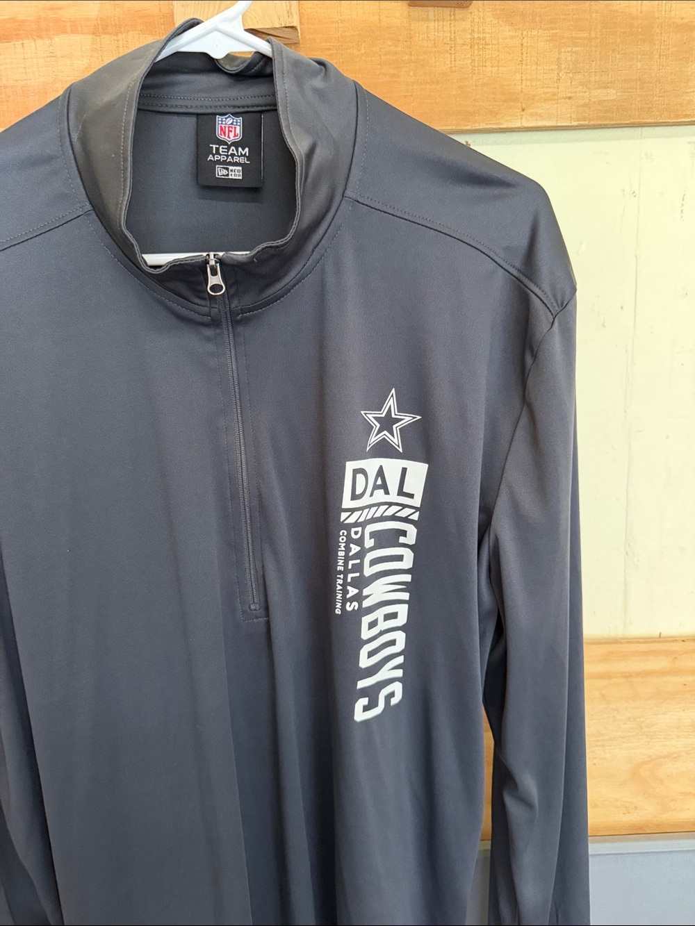 NFL Dallas Cowboys Men's Dark Gray Quarter-Zip Team Pullover